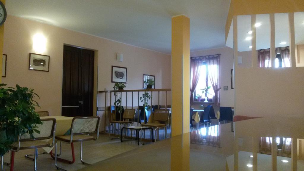 Cerrutihotel Vercelli Exterior photo